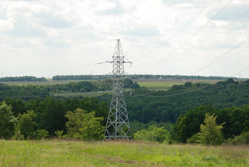 Энергетики «Курскэнерго» восстанавливают прерванное непогодой электроснабжение потребителей Курской области