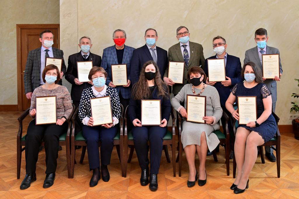Преподаватели и сотрудники НИУ «МЭИ» получили ведомственные награды Министерства науки и высшего образования РФ