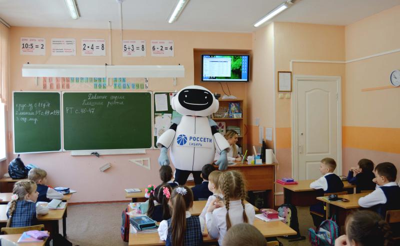 Кузбасские энергетики перед каникулами напоминают школьникам и родителям о правилах электробезопасности