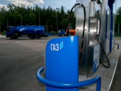 «Газпромнефть» разместит на своих АЗС модули по заправке автомобилей природным газом
