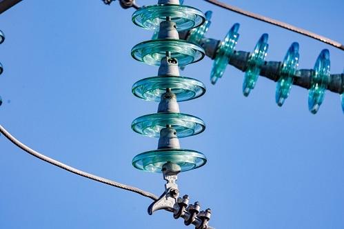 Филиал ПАО «Россети» обновил изоляцию на 14 магистральных ЛЭП Липецкой области